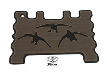 Load image into Gallery viewer, Chocolate/Black Brushed Cupping Ducks Design